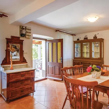 Two-bedroom Holiday In * Filozici